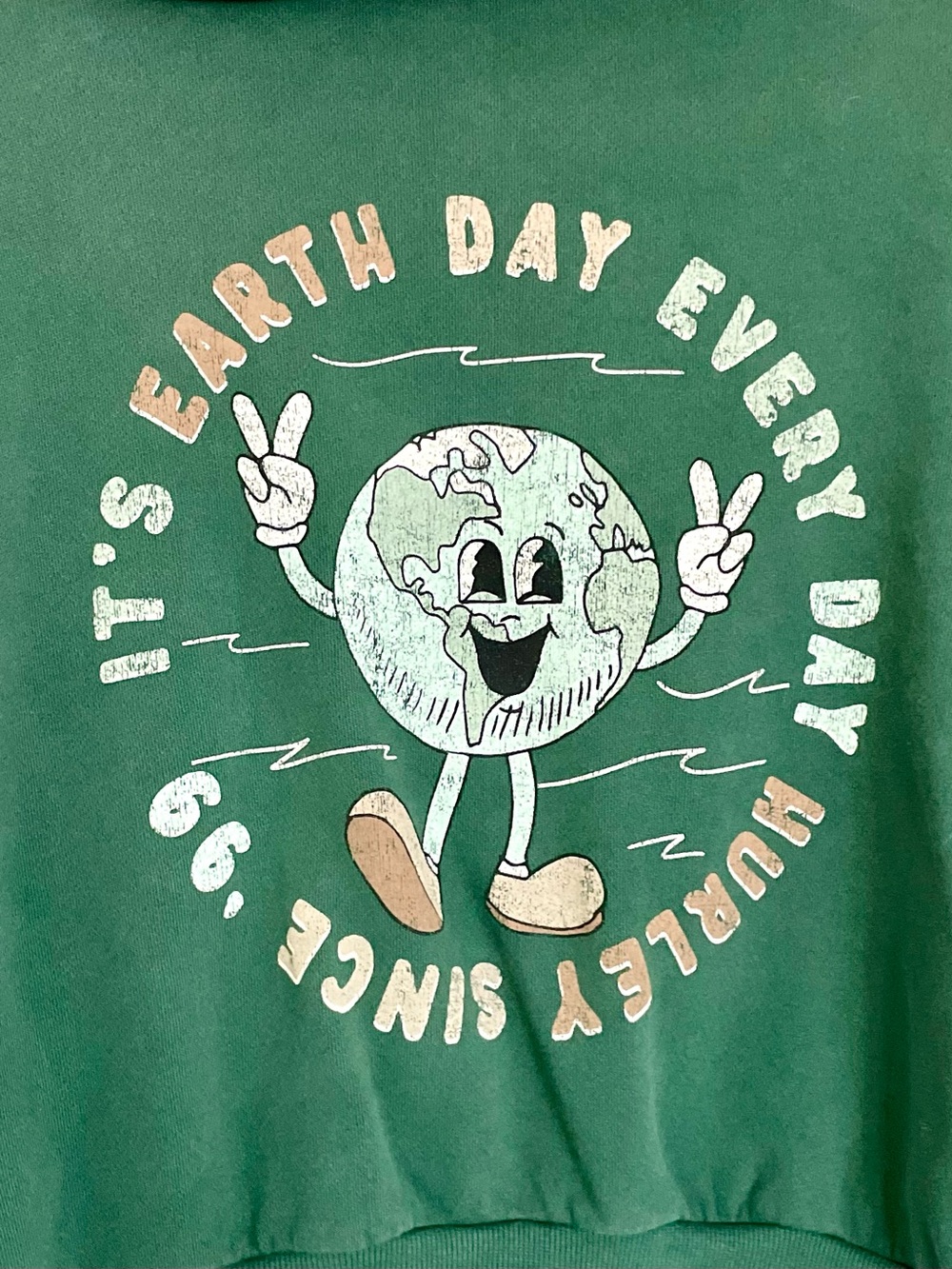 Hurley It’s Earth Day Every Day Green Graphic Cropped Hoodie - Picture 2 of 5